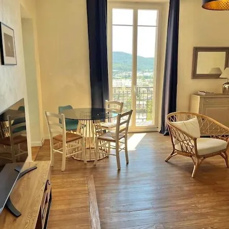 Vannie, Logement Cosy, Centre Ville, Avec Wifi * Hyeres