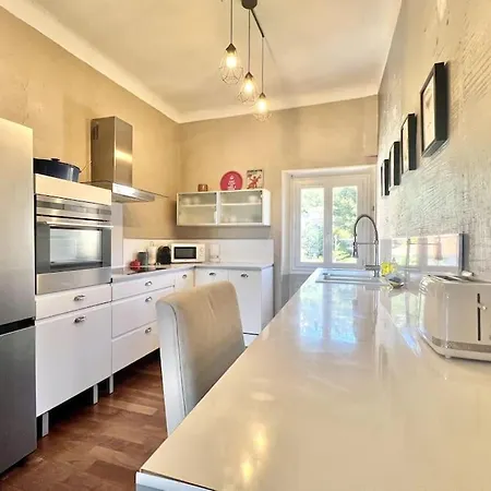 Vannie, Logement Cosy, Centre Ville, Avec Wifi Apartment