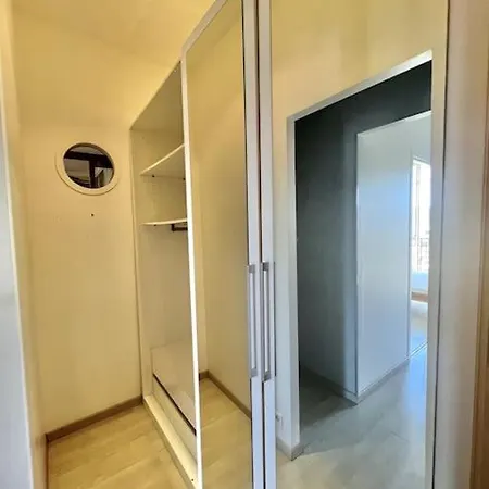 Vannie, Logement Cosy, Centre Ville, Avec Wifi Hyeres